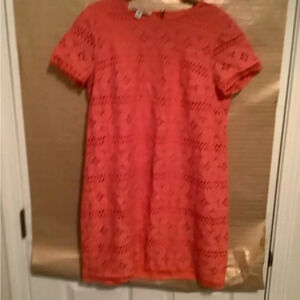 MAGGY LONDON~ CORAL LACE~ OVERLAY DRESS~ SIZE 10